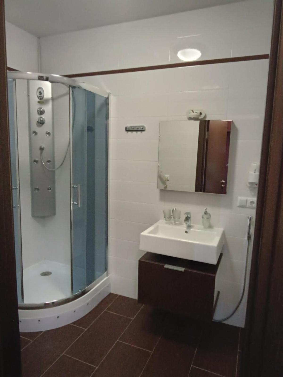 Gosudar Hotel Кропивницкий Экстерьер фото